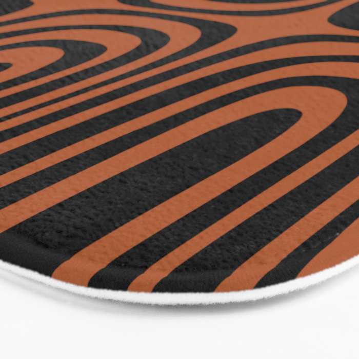 Midcentury Modern Rust and Black Abstract Confaab Pattern Bath Mat Gallery Image 3