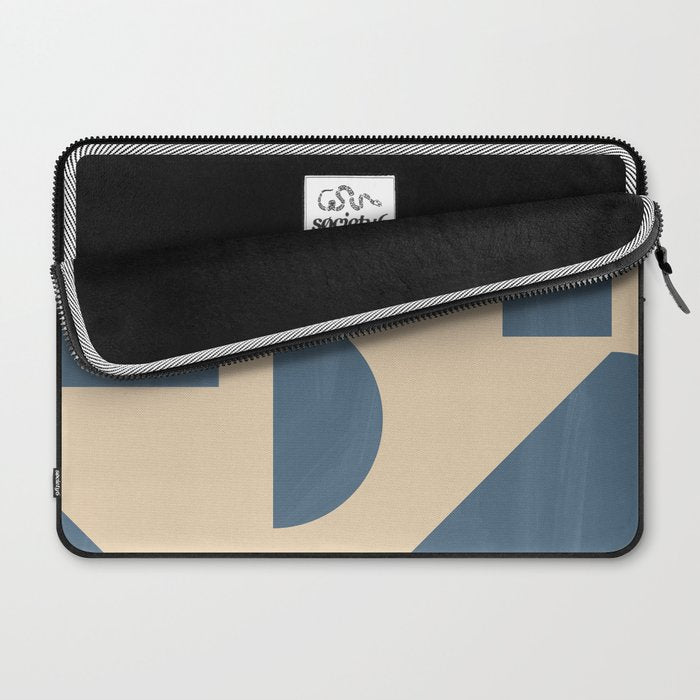Minimalist 135 Laptop Sleeve Gallery Image 2