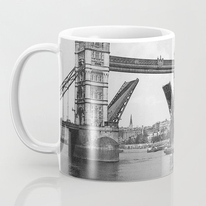 Oh no! London ca. 1950 Coffee Mug Gallery Image 3