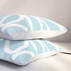 Daisy chain - pastel blue Pillow Sham Gallery Image 3