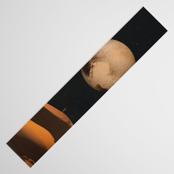 a Golden space glimpse Table Runner Gallery Image 3