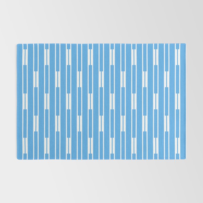 Geometric Striped Geo Chain Vertical Pattern Modern Blue and White Rug Gallery Image 2