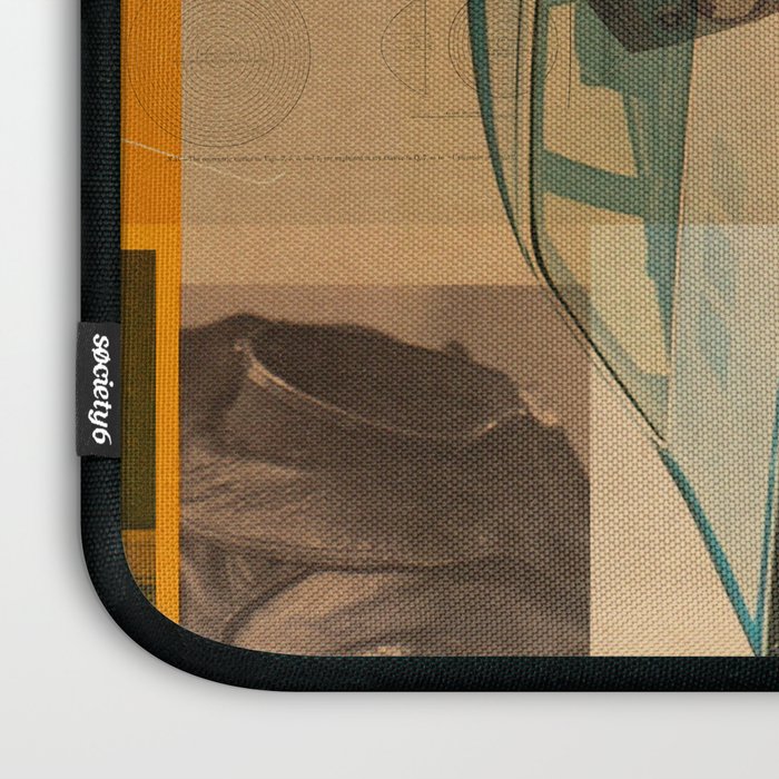 Is this the Matrix Laptop Sleeve Gallery Image 3