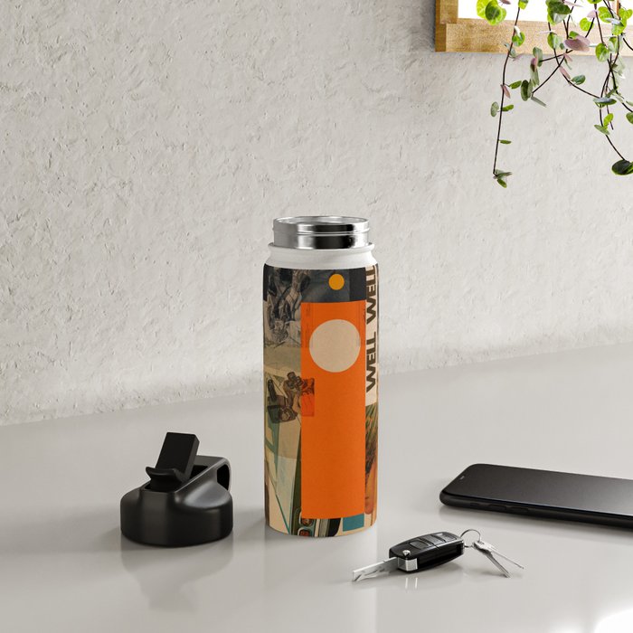 Is this the Matrix Water Bottle Gallery Image 4
