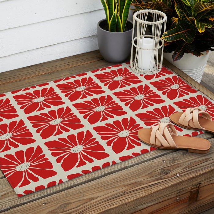 Big Blooming VI Outdoor Rug Gallery Image 2