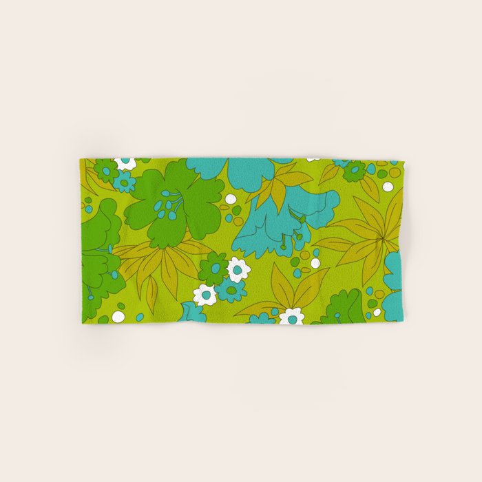 Green, Turquoise, and White Retro Flower Design Pattern Bath Towel Gallery Image 1