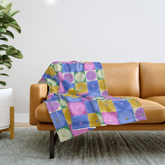 Retro Flowers Check Pattern XIV Throw Blanket Gallery Image 1