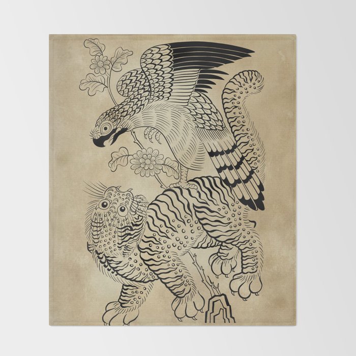 Tiger and hawk Type1 - Minhwa-Korean traditional folk art Throw Blanket Gallery Image 2
