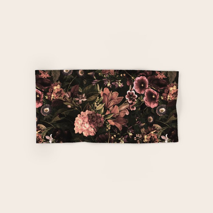 Autumn Winter Flowers VIII Bath Towel Gallery Image 1
