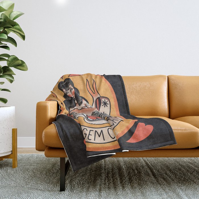 Coragem Coracao (Courage Heart) Throw Blanket Gallery Image 1