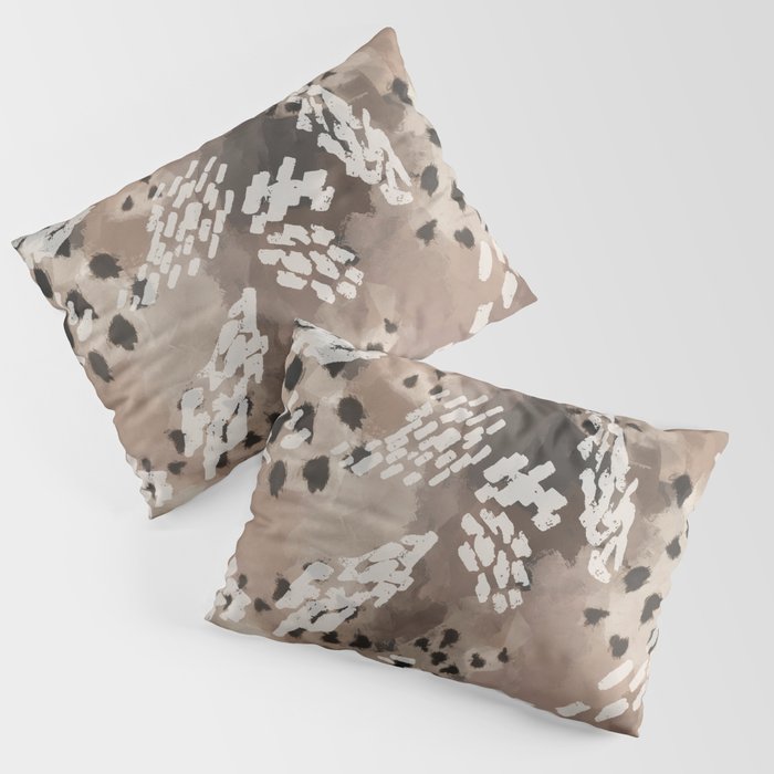 Modern animal print 75 Pillow Sham Gallery Image 1