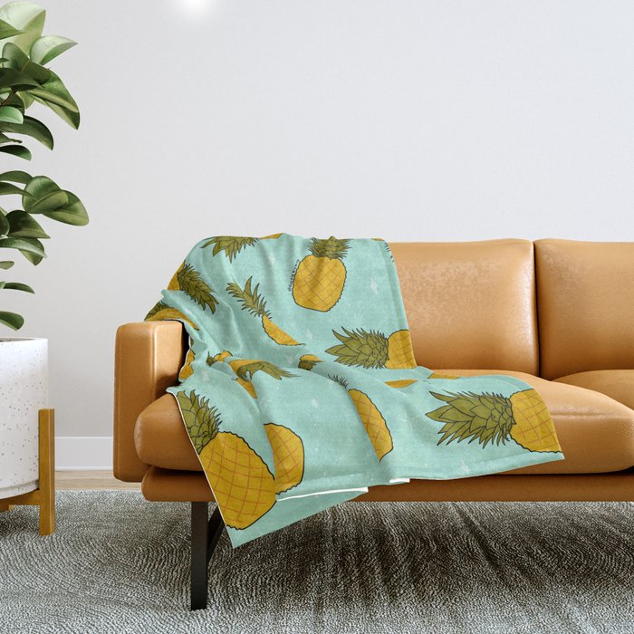 Pineapple Print Throw Blanket Gallery Image 1
