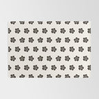 Abstract Black Floral Pattern Rug Gallery Image 2