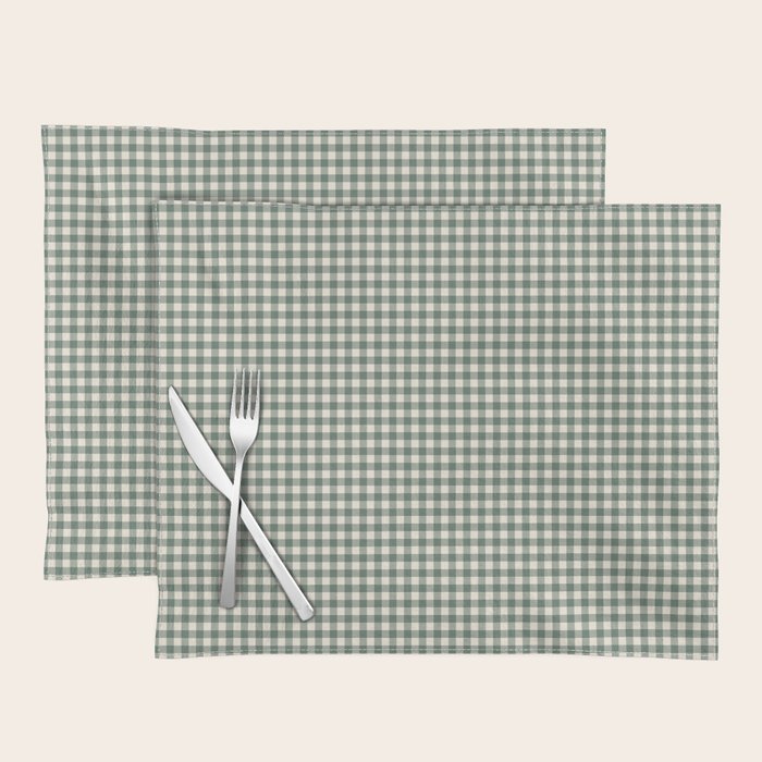 green gingham Placemat Gallery Image 1
