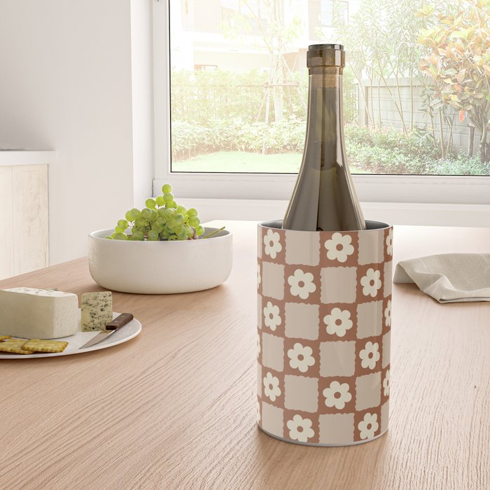 Retro Flower Checker in Brown Wine Chiller Gallery Image 4