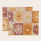 70's Daisy Bloom  Placemat Gallery Image 1