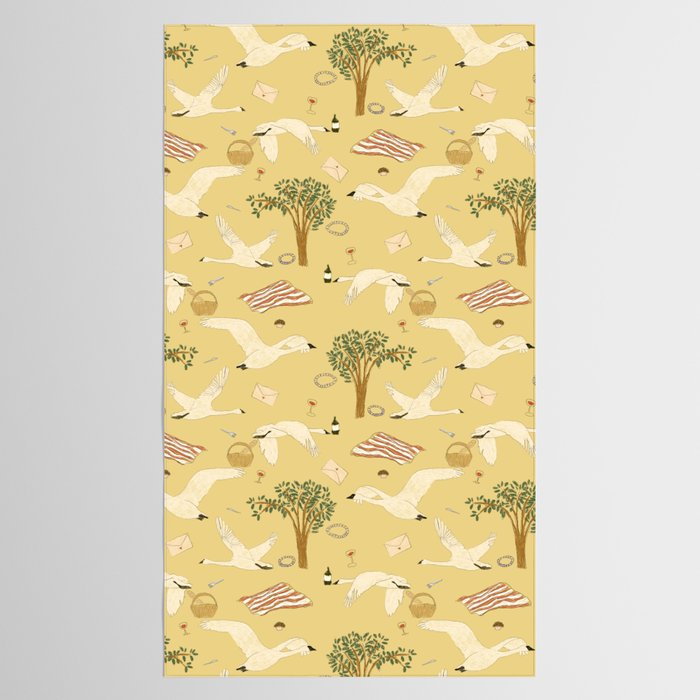 Picnic in the park Tablecloth Gallery Image 2