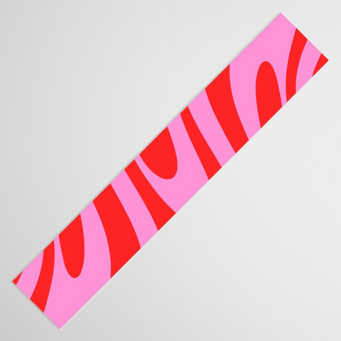 Bold Abstract Wavy Loops Pop Pattern in Preppy Pink and Red Table Runner Gallery Image 3