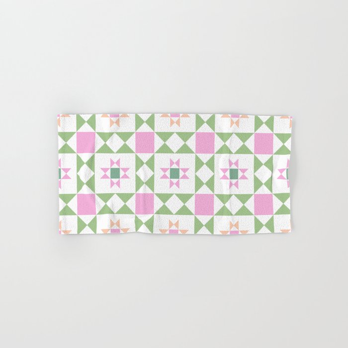Pastel Star Quilt Pattern Bath Towel Gallery Image 1