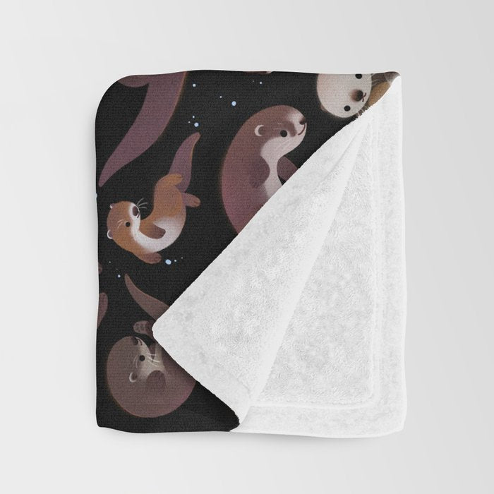 Otter Throw Blanket Gallery Image 3