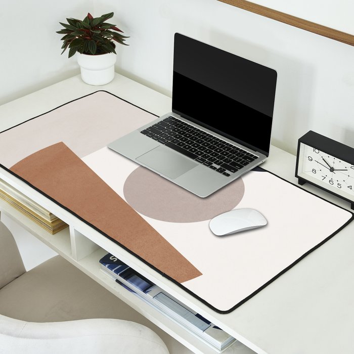 Minimalist #36 Desk Mat Gallery Image 2