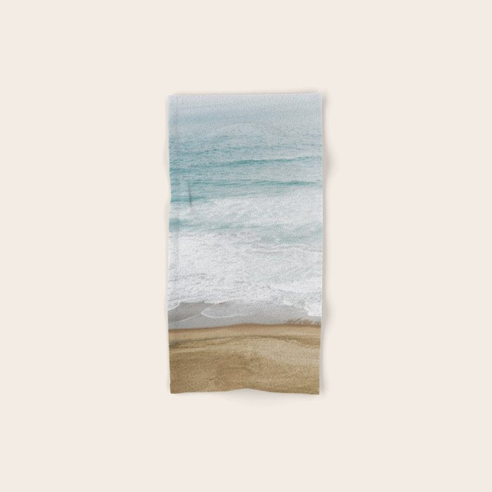 Coast 15 Bath Towel Gallery Image 1