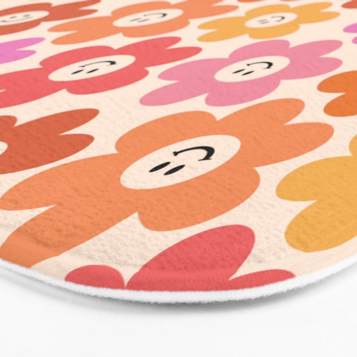 Retro Smiley Flowers Pattern Bath Mat Gallery Image 3