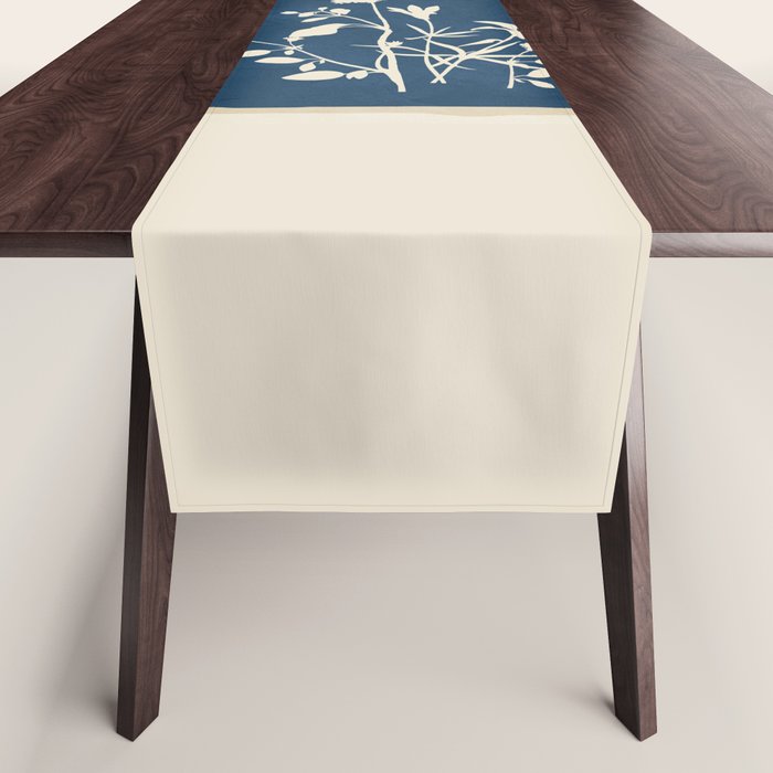 Leaf Design 21 Table Runner Gallery Image 1