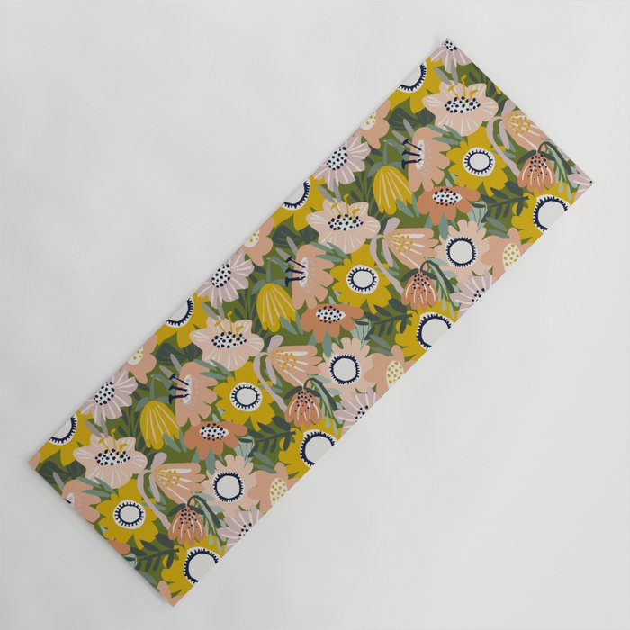 Cozy collection: mix and match happy florals Green love Yoga Mat Gallery Image 1