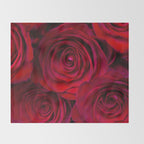 Red roses Throw Blanket Gallery Image 2