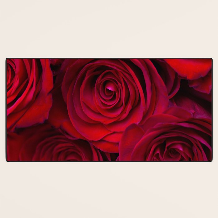 Red roses Desk Mat Gallery Image 3