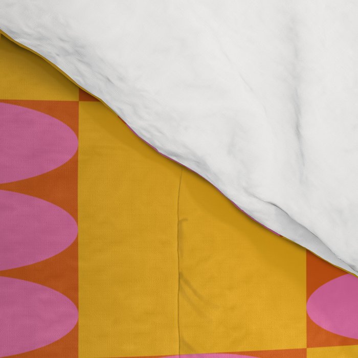 Retro Pink and Yellow Checkerboard Shapes Comforter Gallery Image 4