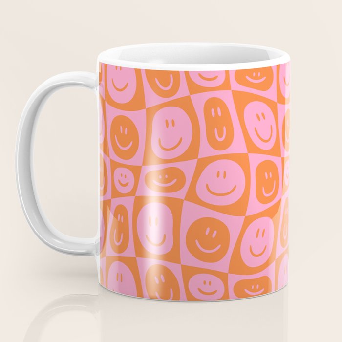 Retro happy face checkered pattern Coffee Mug Gallery Image 3