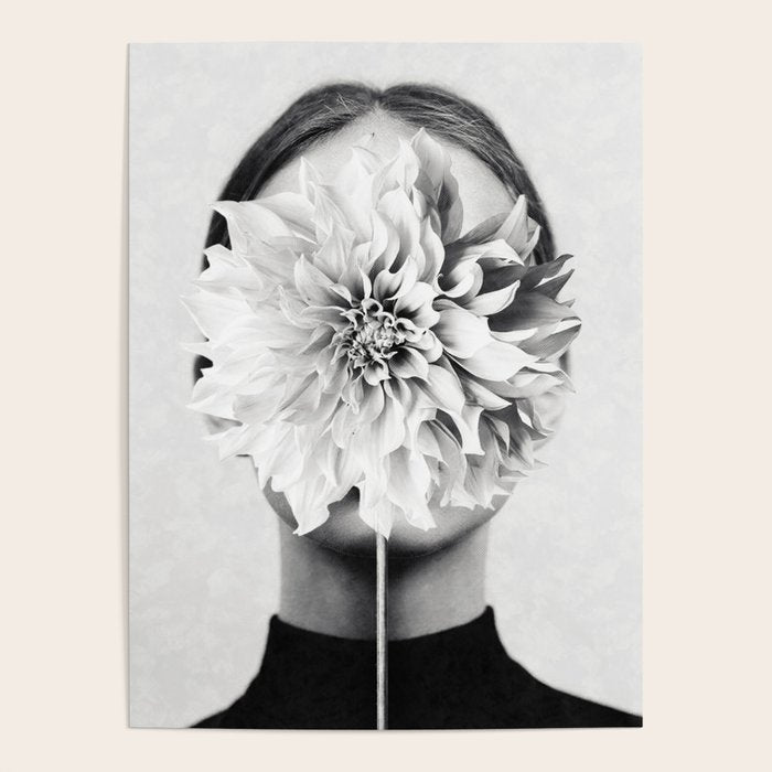 White flower ... Poster Gallery Image 1