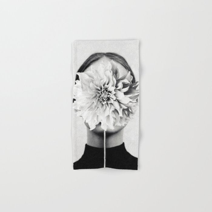 White flower ... Bath Towel Gallery Image 1
