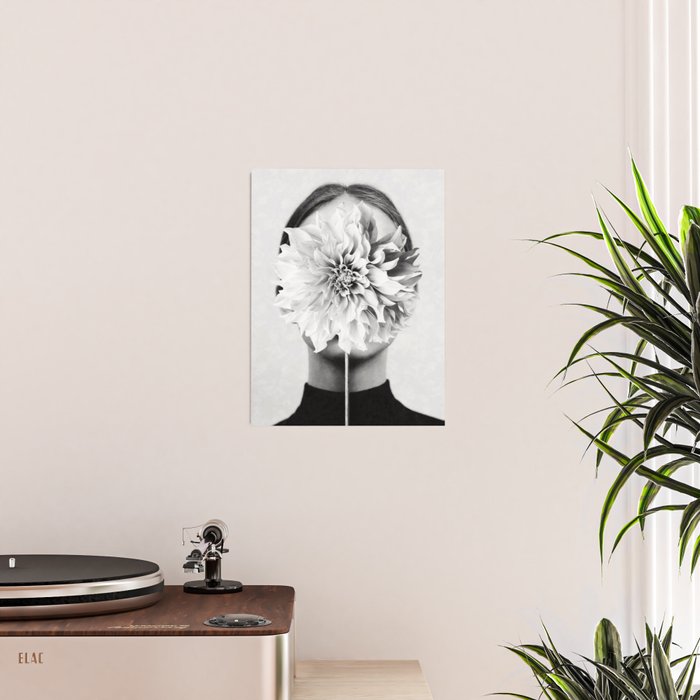 White flower ... Poster Gallery Image 2