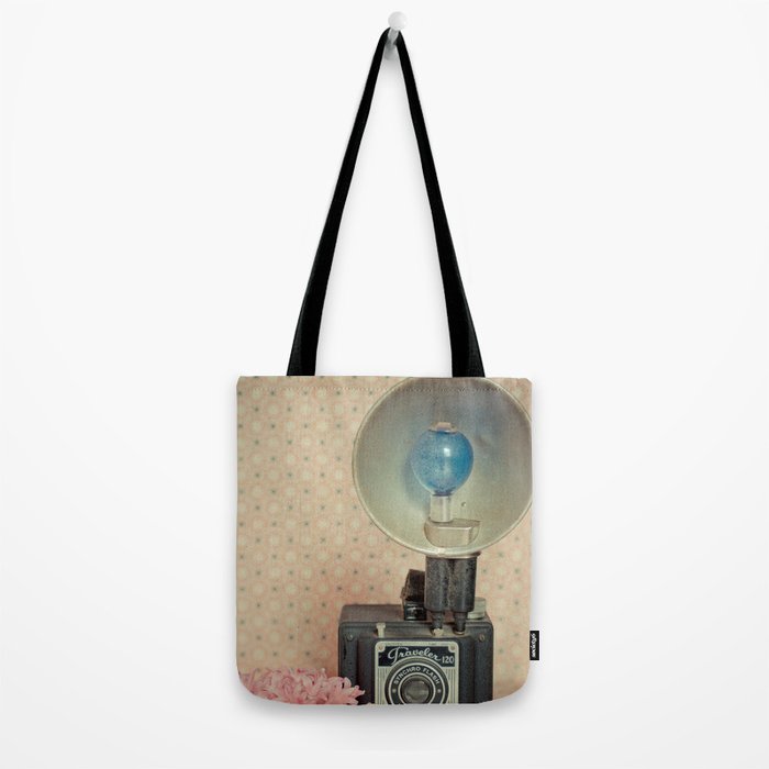 Traveler 120 Vintage Camera Tote Bag Gallery Image 2