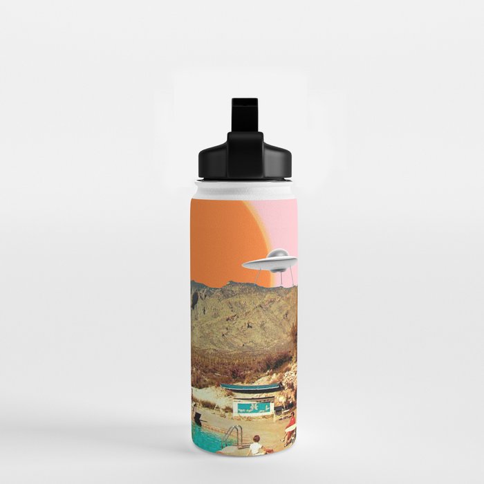 They've arrived! (UFO) Water Bottle Gallery Image 2