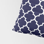 White Moroccan Quatrefoil On Navy Blue Pillow Sham Gallery Image 4