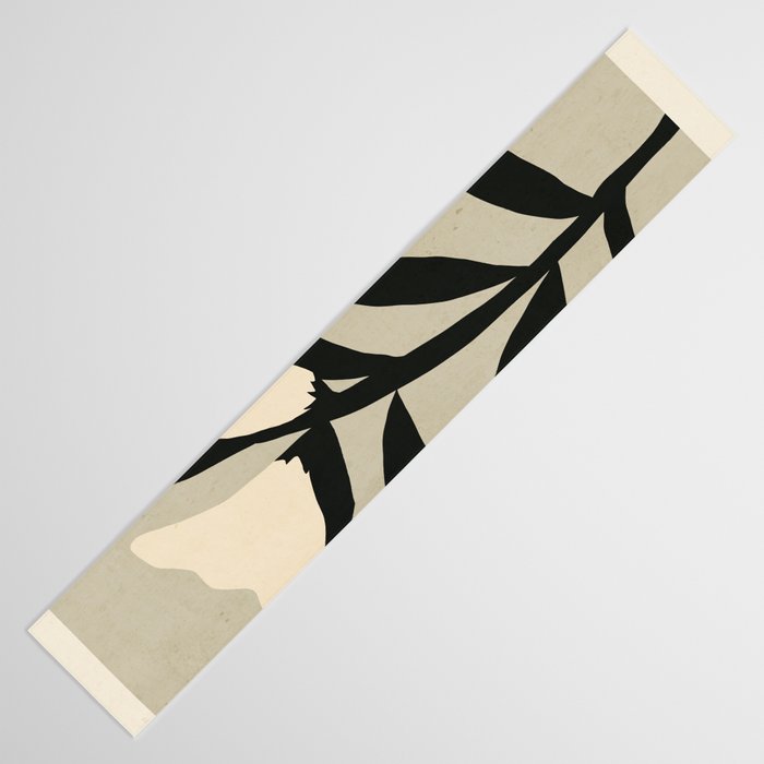 Plant 9/1 Table Runner Gallery Image 3