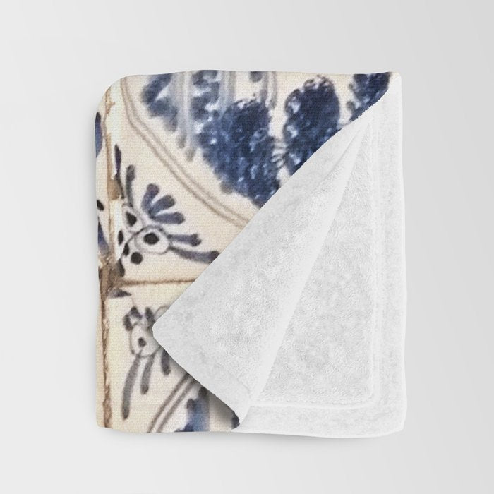 Dutch Delft Blue Tiles Throw Blanket Gallery Image 3