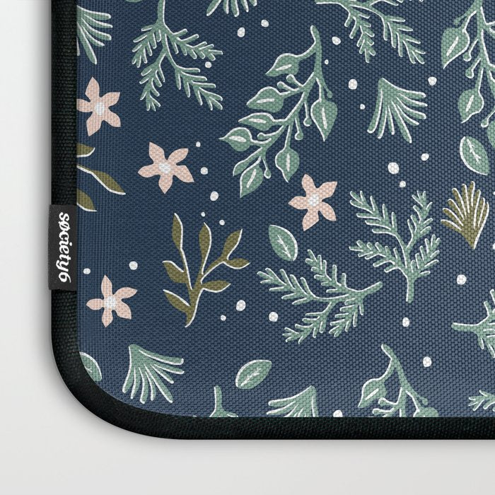 Christmas Pugs Laptop Sleeve Gallery Image 3