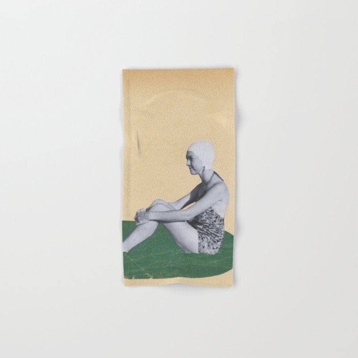 Beach Puddle II Bath Towel Gallery Image 1