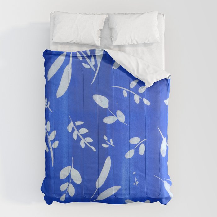 blue and white leaves Comforter Gallery Image 1