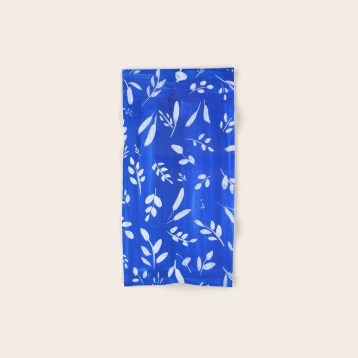 blue and white leaves Bath Towel Gallery Image 1
