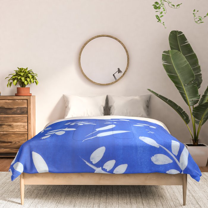 blue and white leaves Comforter Gallery Image 3