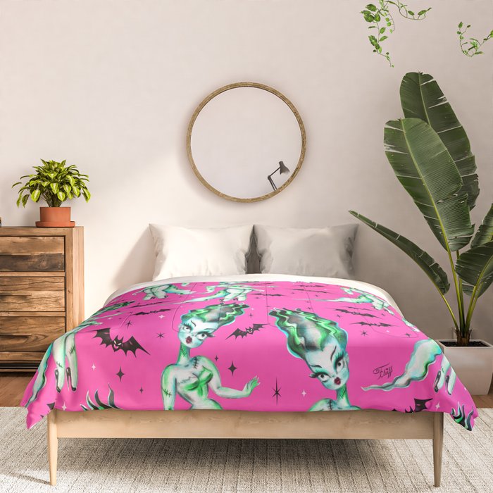 Bride of Frankenstein on Hot Pink Comforter Gallery Image 3