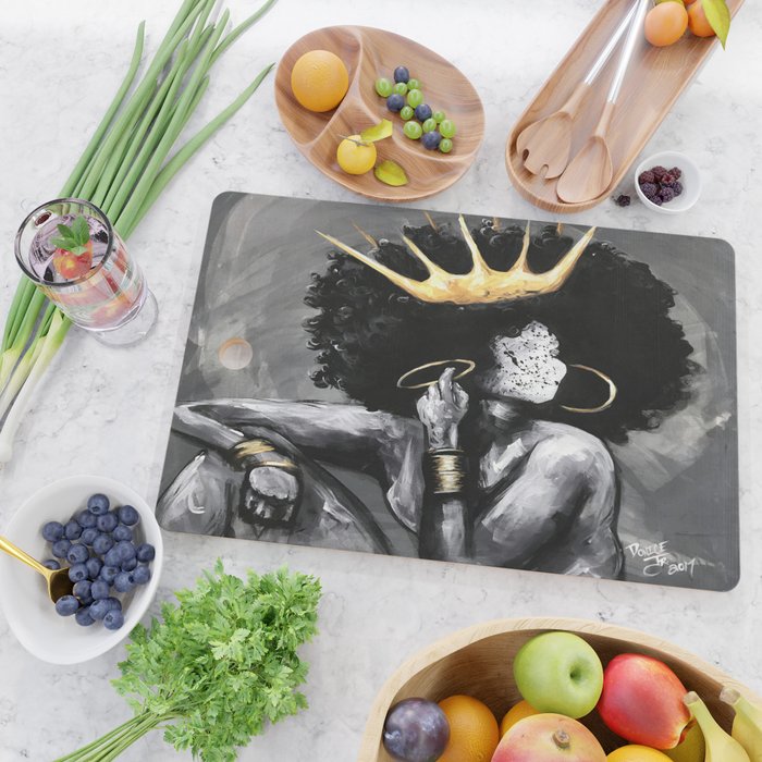 Naturally Queen VI Cutting Board Gallery Image 2