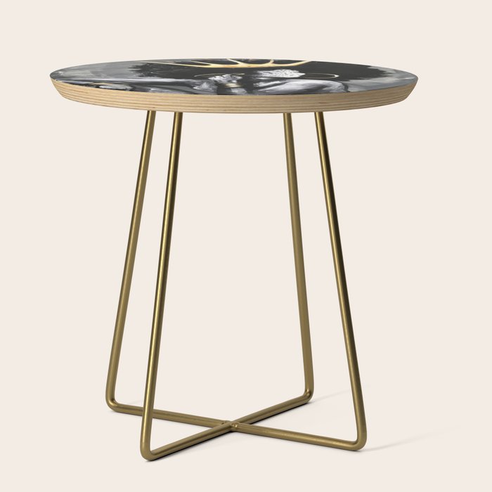 Naturally Queen VI Side Table Gallery Image 1