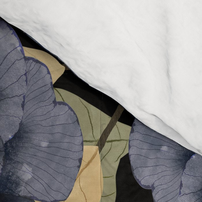 Back roses Comforter Gallery Image 4